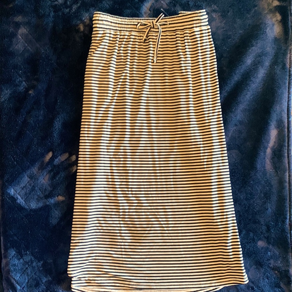 Midi skirt
